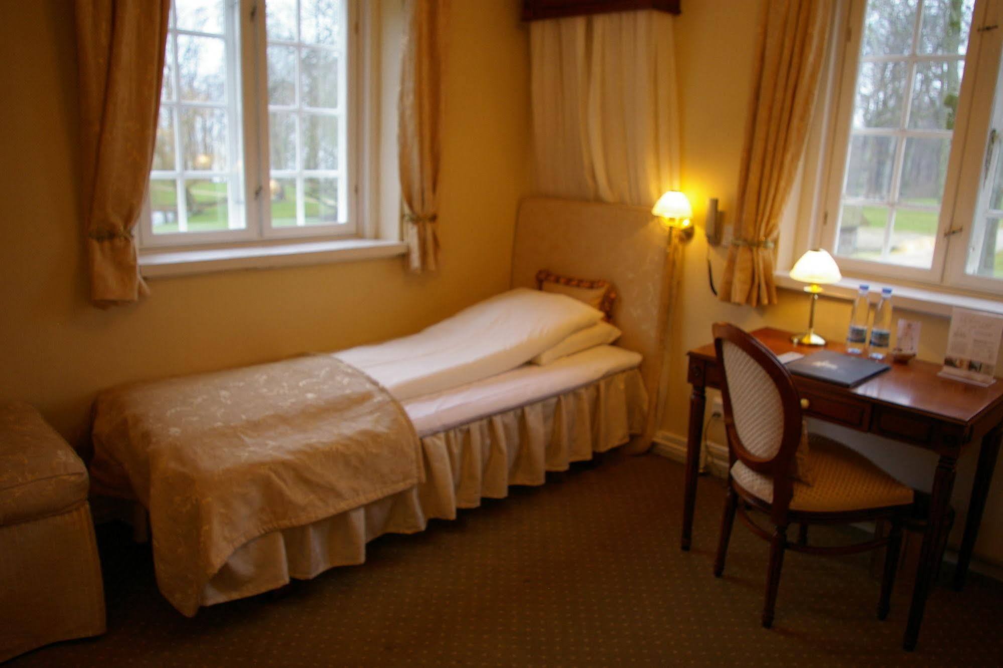 Hindsgavl Slot Hotel Middelfart Buitenkant foto